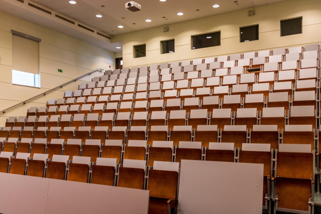 Seminarium „Czy dane mogą pomóc podejmować lepsze decyzje w edukacji”?